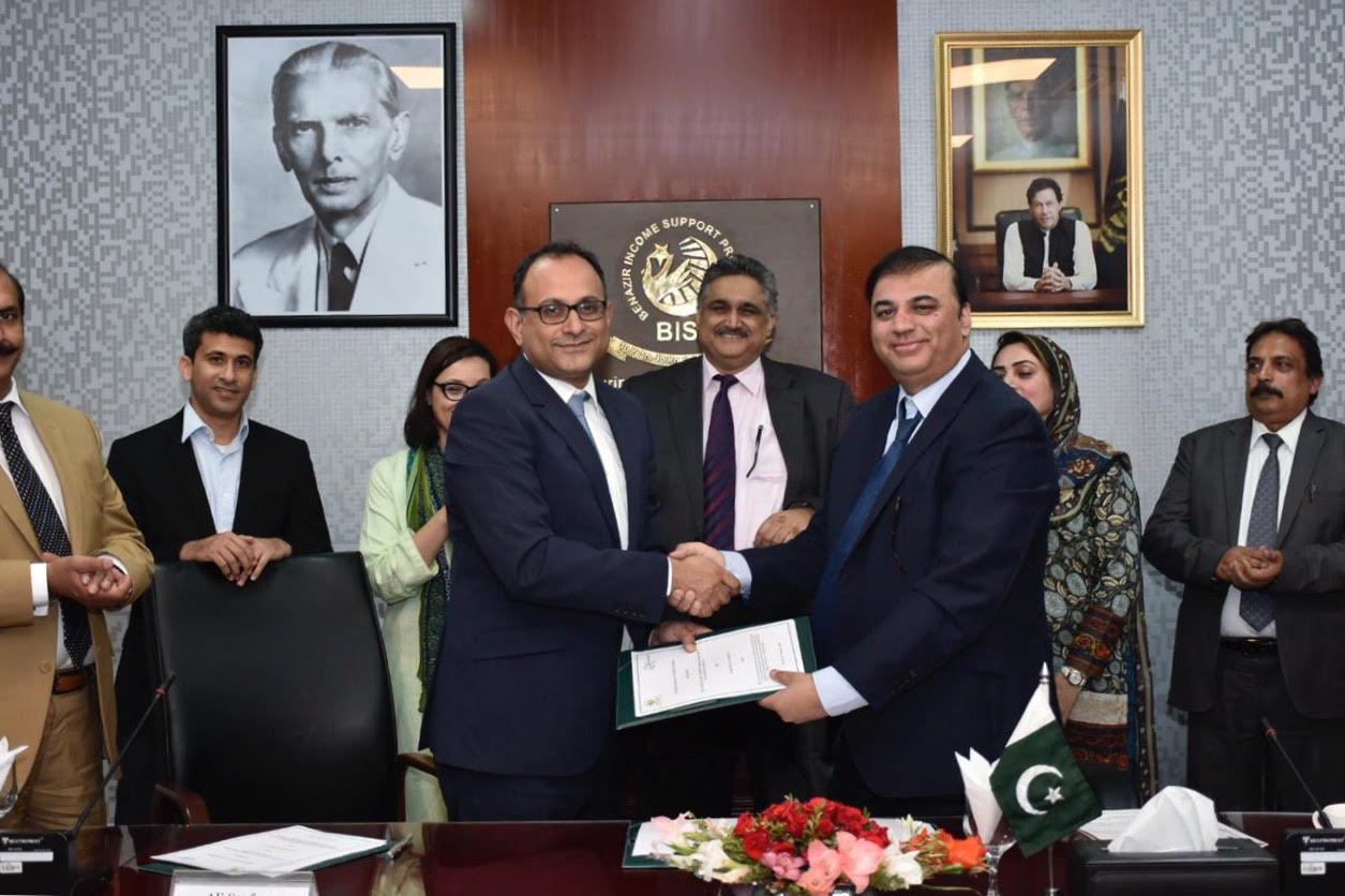 www.pakscoop.com