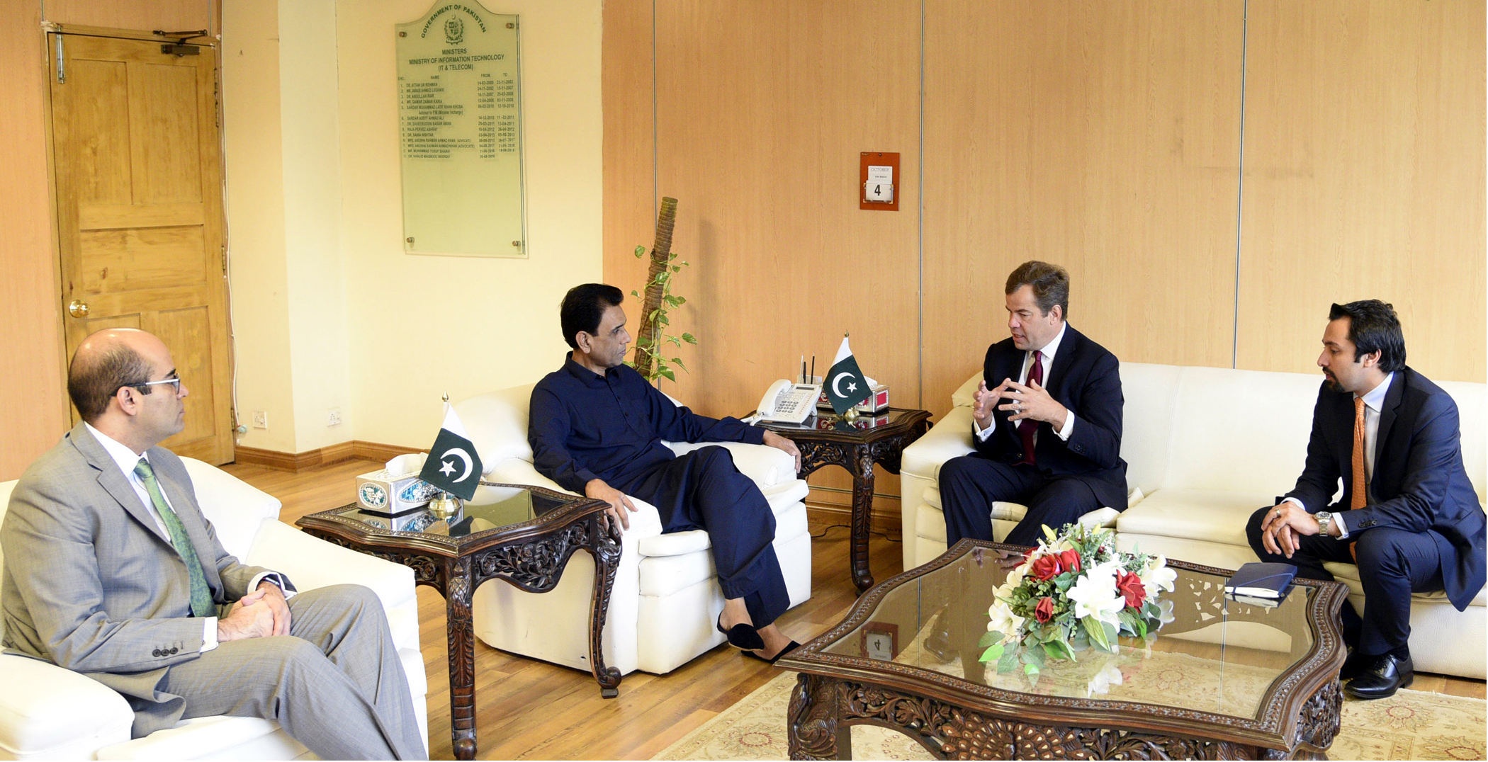 www.pakscoop.com