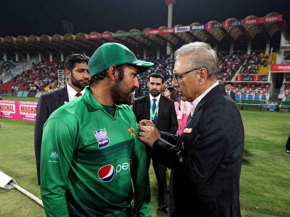 www.pakscoop.com