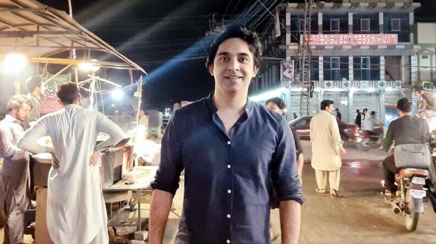 Jameel Farooqui YouTuber was arrested in Karachi - Islamabad Police