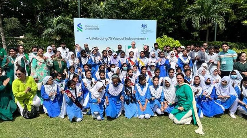 Standard Chartered Bank and British Deputy High Commission celebrate Independence Day