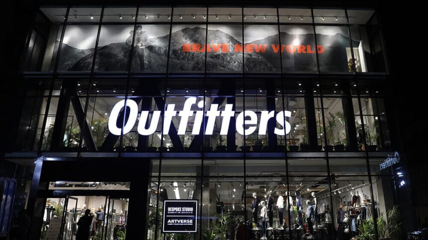 FBR raids Outfitters' Lahore headquarters