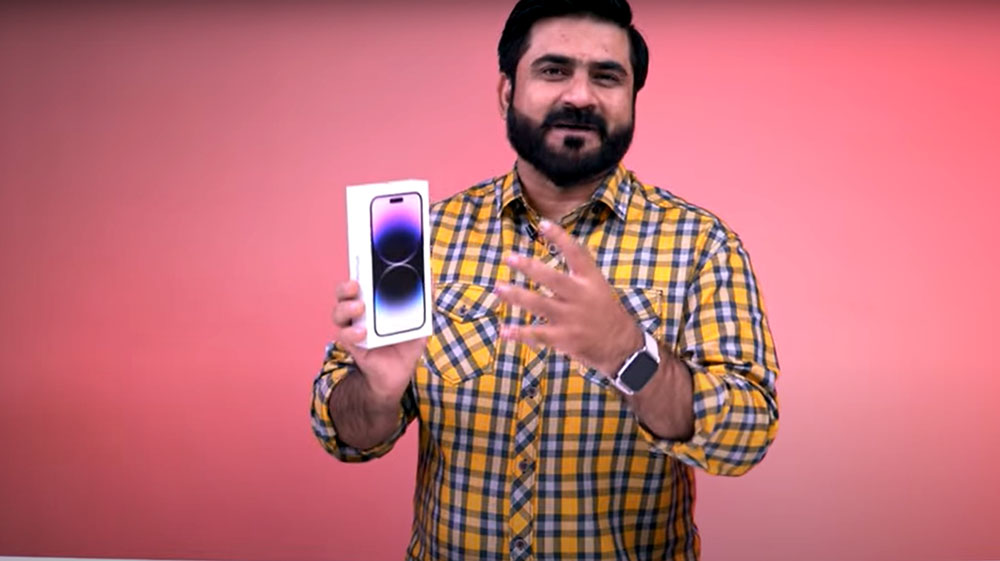 Mastech Becomes Pakistan's First YouTuber who Unbox the iPhone 14 Pro Max