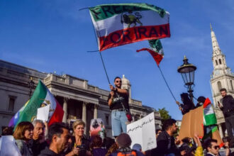 Protesters Scuffle with Police in London over the Iranian Embassy