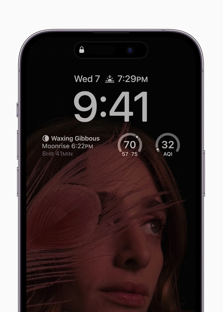 A Stunning Design and the Most Advanced Display on a Smartphone
