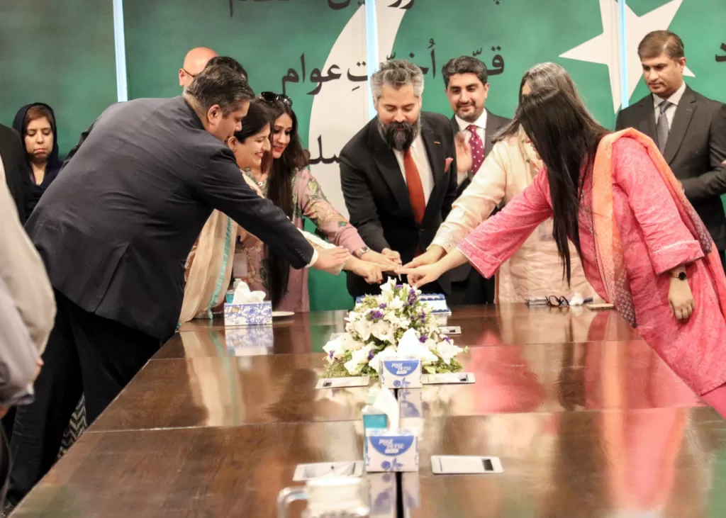 U Microfinance Bank Hits Milestone with PKR 59 Billion Gross Loan Portfolio