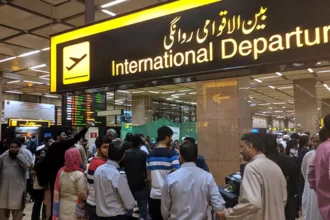 1.2 Million Young Pakistanis Depart for Better Opportunities