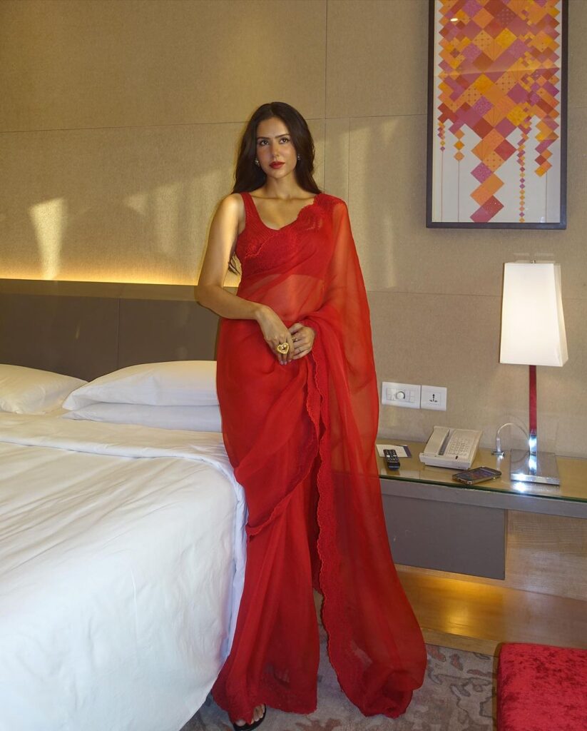 's Saree Look Ignites Social Media Frenzy
