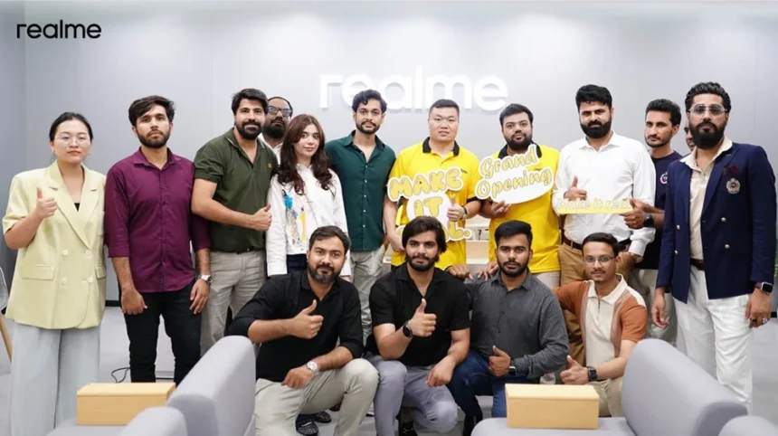 realme Makes History with Pakistan’s First Combined Sales & Service Store in Lahore