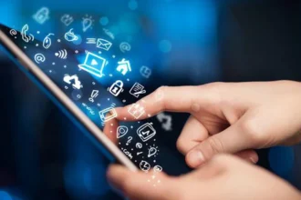 Top 5 Must-Have Apps Making Daily Life Easier in Pakistan