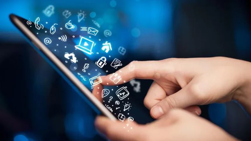 Top 5 Must-Have Apps Making Daily Life Easier in Pakistan