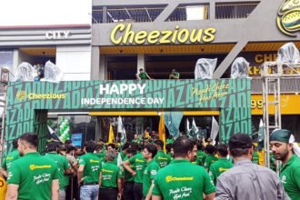 Cheezious Independence Day celebration and patriotic rally in Lahore